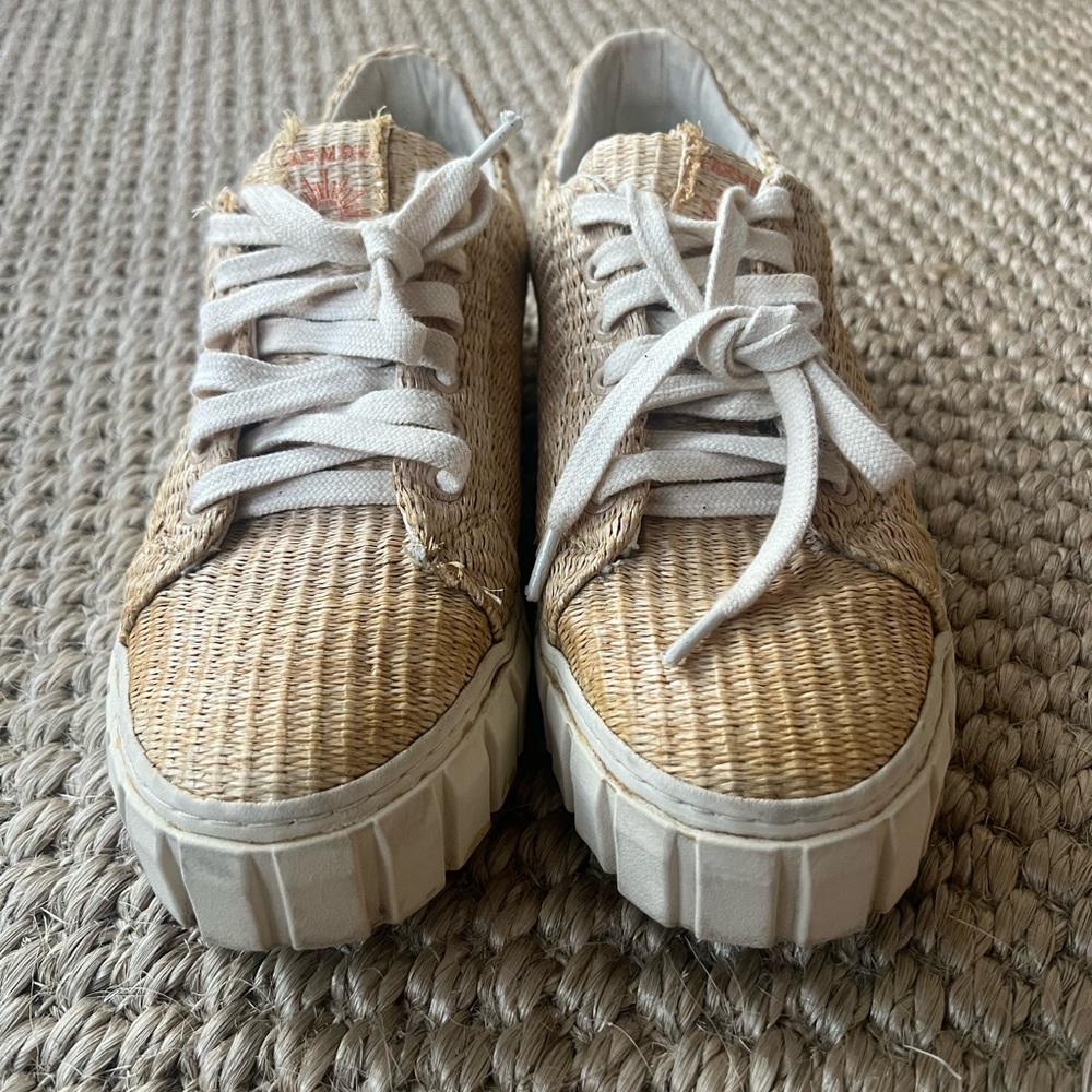 Farm Rio Woven Straw Rafia Shoes - Picture 4 of 8